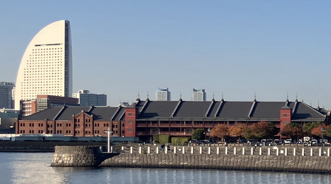 馬車道・ワールドポーター 馬車道・ワールドポーター