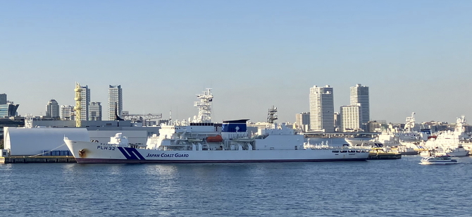 馬車道・ワールドポーター 馬車道・ワールドポーター
